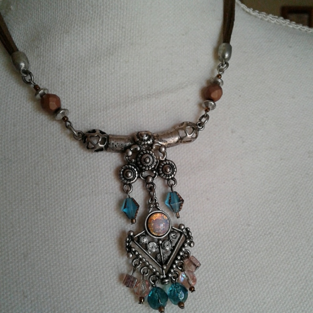 🌺 Chico's India Inspired Silver Boho Necklace